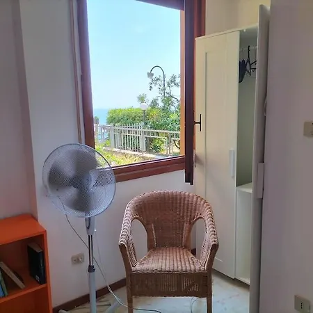Holiday home Casa Con Giardino: Varazze
