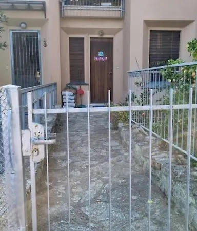 Casa Con Giardino: Holiday home