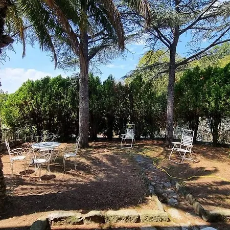 Casa Con Giardino: Varazze