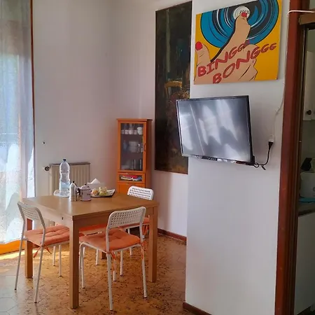 Holiday home Casa Con Giardino: Varazze